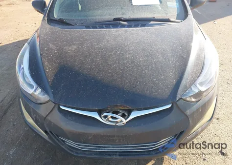 2015 Hyundai Elantra Se z USA, uszkodzony, nr VIN 5NPDH4AE9FH552300